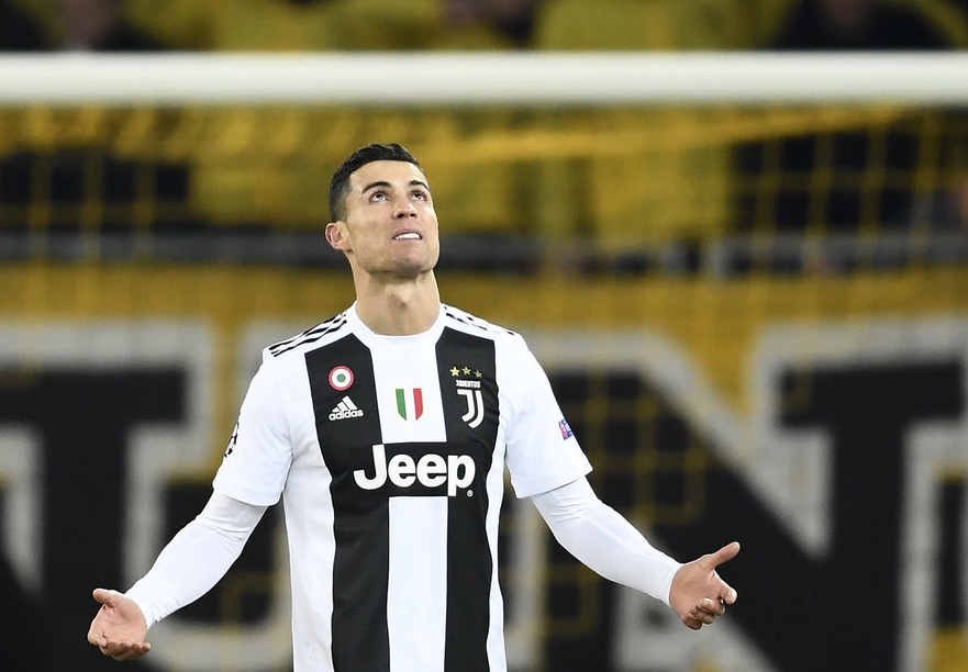 李毅祝福邵佳一：希望大家能多给本土教练一些宽容和时间（李毅为邵佳一送上祝福：呼吁给本土教练更多宽容与时间）