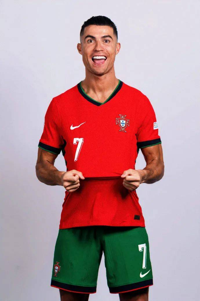 曼城瓜帅战术调整成功击败托特纳姆（瓜迪奥拉战术调整奏效，曼城力克热刺）