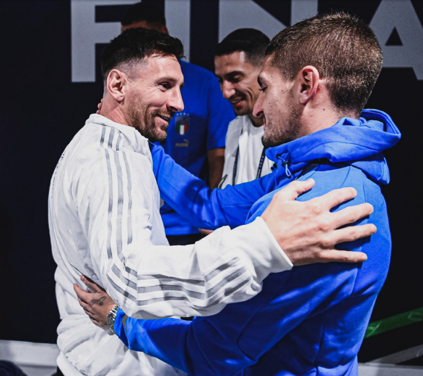 佳夫：我曾与塞内加尔以及芬兰接触，两年后重返德国队很开心（佳夫：曾与塞内加尔、芬兰接触，时隔两年重返德国队倍感欣喜）