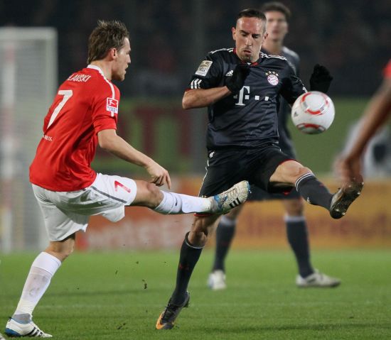 科曼：诺阿-朗和我说，那不勒斯季前28天集训他从没见过球（科曼：诺阿-朗称那不勒斯季前28天训练几乎没碰球）