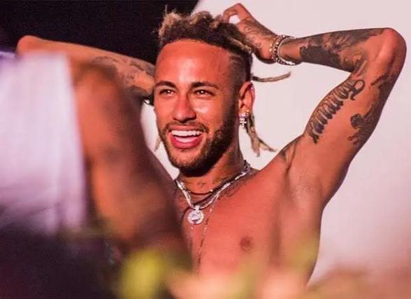 博主：合同到期的三镇外援图多列被推荐给中甲深圳青年人（博主爆料：三镇外援图多列合同期满，已被推荐至中甲深圳青年人）