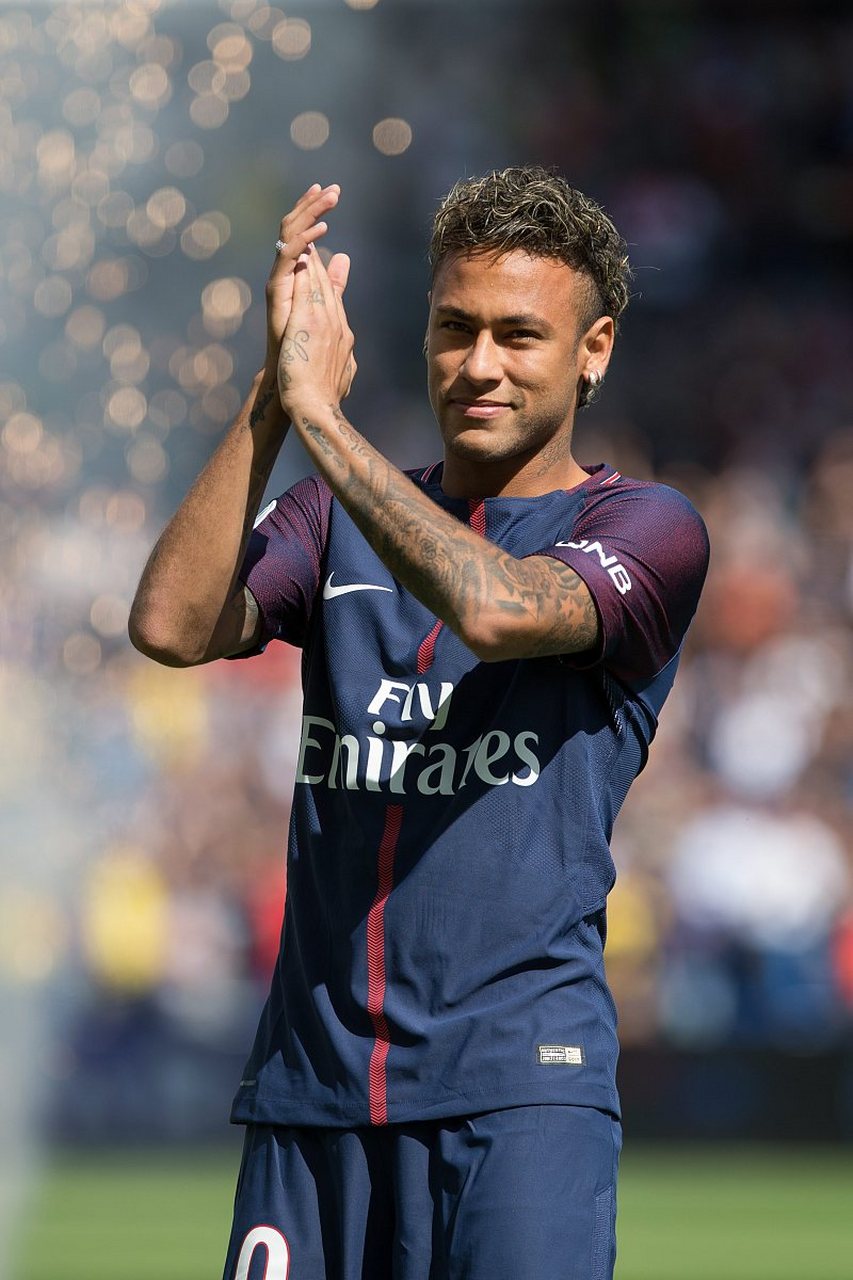 黄希扬：我的生涯没有遗憾了，把中超还给重庆了（黄希扬：职业生涯已无遗憾，中超重归重庆）