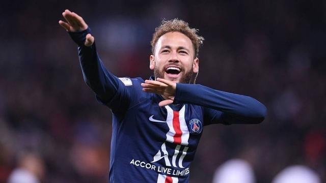 记录报：中国与日本的俱乐部关注葡超中场林肯；身价350万欧（记录报：中日俱乐部有意葡超中场林肯，身价约350万欧元）