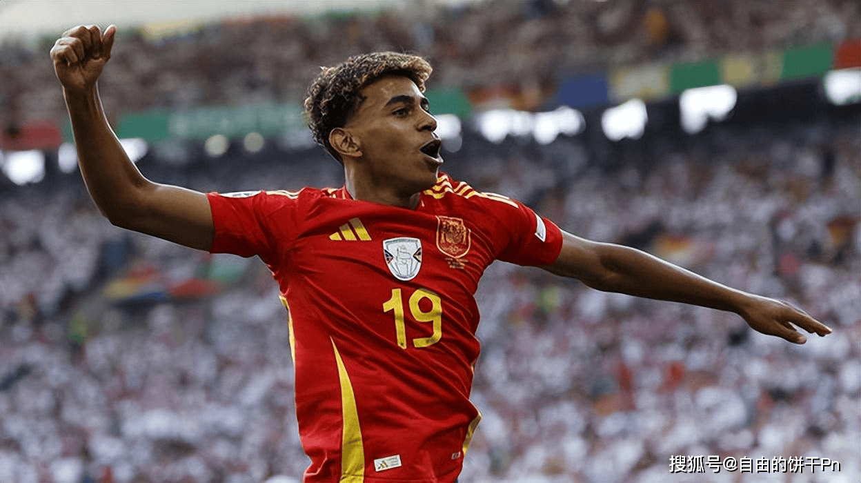 基米希谈阿方索复出：他这段时间很艰难，但总是带来积极能量（基米希：阿方索重返赛场，虽经历艰难却始终带来正能量）